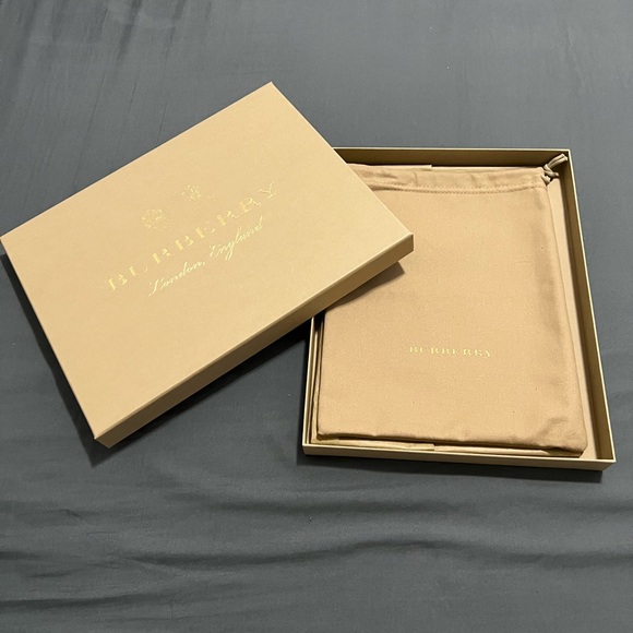 BURBERRY Montage Print Silk Square Scarf - Picture 12 of 14